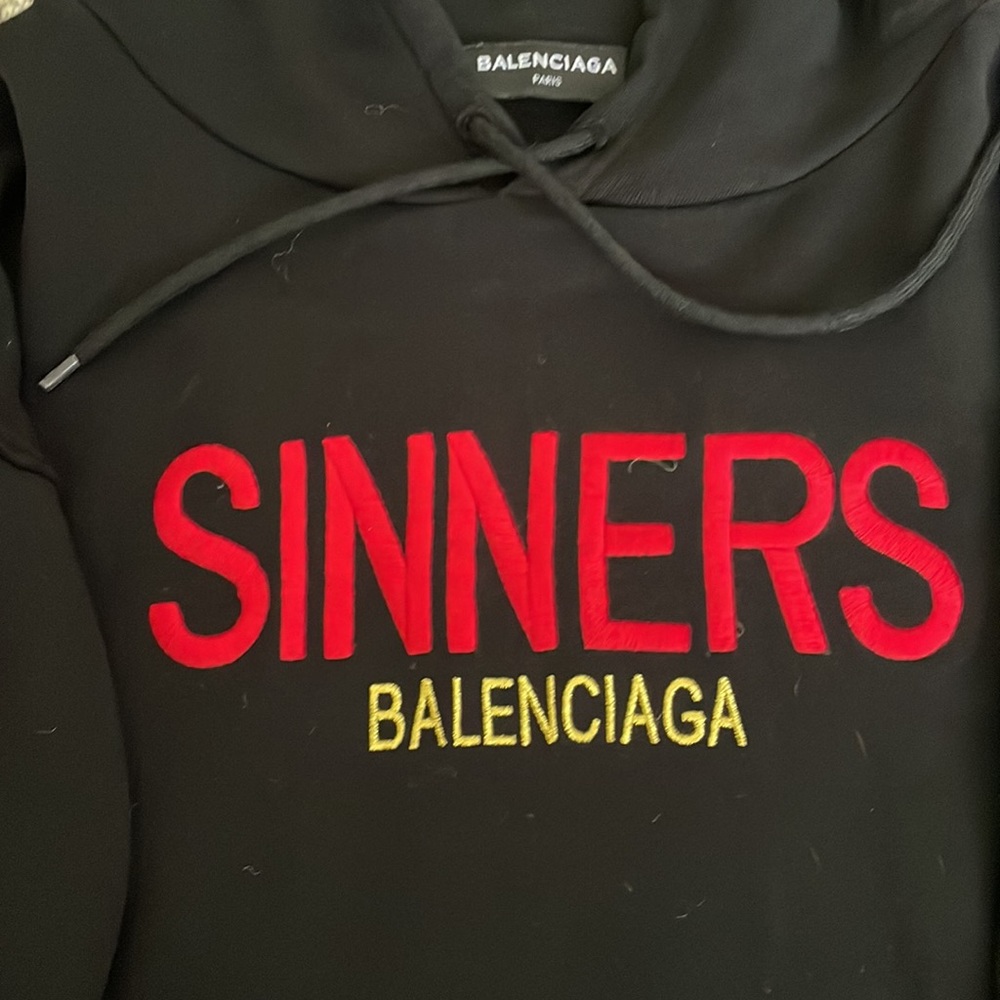 Balenciaga Hoodie size Small - Picture 2 of 3